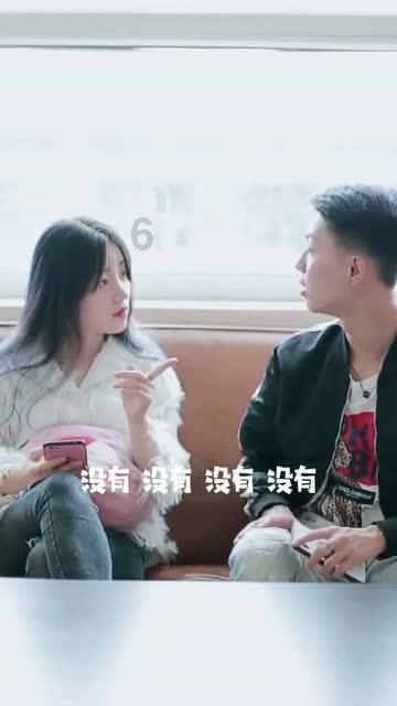 青岛好人|温暖一递!在石老人浴场给陌生女孩写下“口红纸条”的母子,你们在哪?